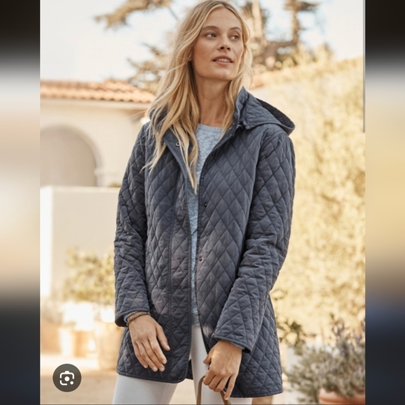 Garnet Hill Essential Quilted Coat - Picture 1 of 8